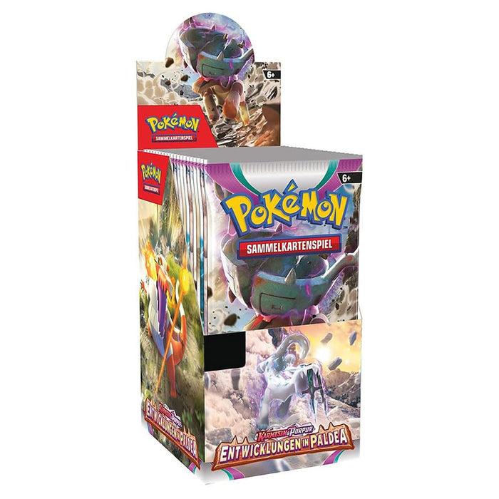 Pokémon Karmesin & Purpur – Entwicklungen in Paldea | 18er Display | 180 Karten | Deutsch | Mit Heartforcards® Versandschutz